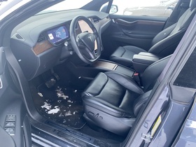 Tesla Model X vaihtoauto