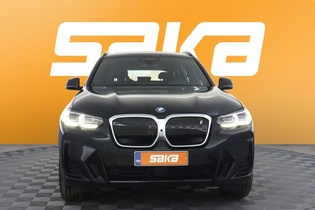BMW iX3 vaihtoauto