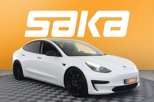 Tesla Model 3 vaihtoauto