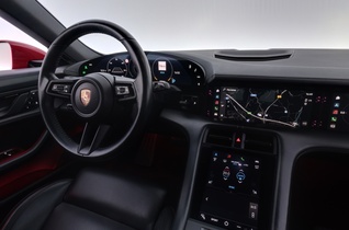 Porsche Taycan vaihtoauto