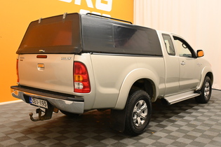 Toyota Hilux vaihtoauto