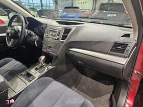 Subaru Outback vaihtoauto