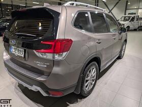 Subaru Forester vaihtoauto