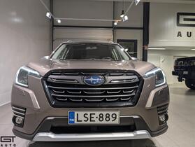 Subaru Forester vaihtoauto