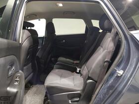 Kia Carens vaihtoauto