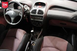 Peugeot 206 vaihtoauto