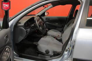 Nissan Almera vaihtoauto