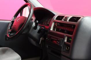 Toyota Hiace vaihtoauto