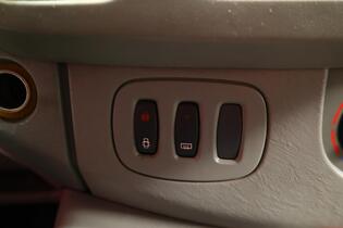 Opel Vivaro vaihtoauto