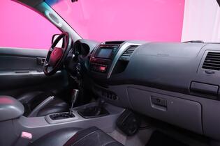 Toyota Hilux vaihtoauto