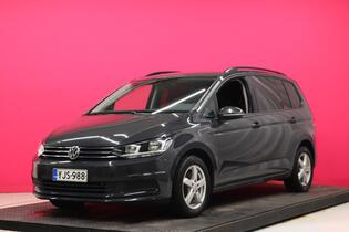 Volkswagen Touran vaihtoauto