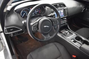 Jaguar XE vaihtoauto