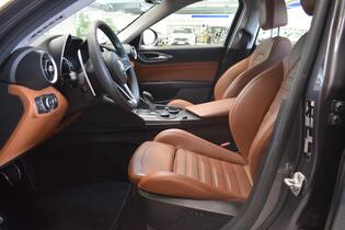 Alfa Romeo Giulia vaihtoauto