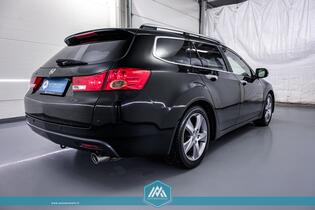 Honda Accord vaihtoauto