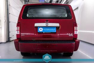 Dodge Nitro vaihtoauto