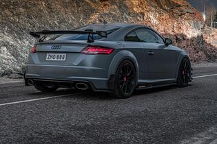 Audi TT RS vaihtoauto