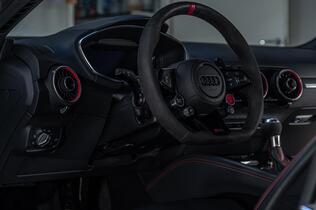 Audi TT RS vaihtoauto