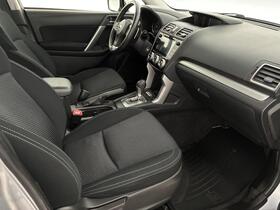 Subaru Forester vaihtoauto