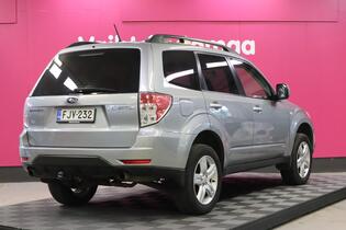 Subaru Forester vaihtoauto