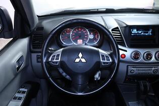 Mitsubishi L200 vaihtoauto