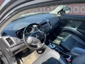 Mitsubishi Outlander vaihtoauto