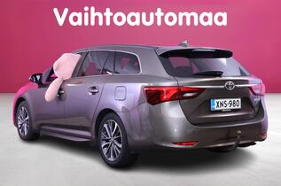 Toyota Avensis vaihtoauto