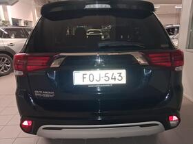 Mitsubishi Outlander PHEV vaihtoauto