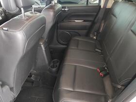 Jeep Compass vaihtoauto