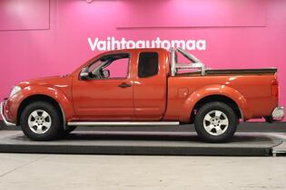 Nissan Navara vaihtoauto