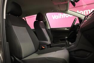 Volkswagen Golf Sportsvan vaihtoauto