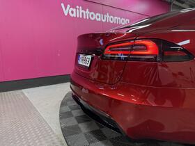 Tesla Model S vaihtoauto