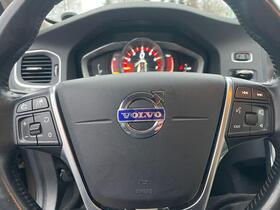 Volvo V60 Cross Country vaihtoauto