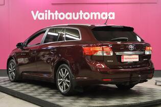 Toyota Avensis vaihtoauto