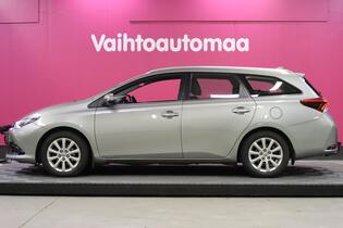 Toyota Auris vaihtoauto