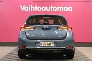 Toyota Auris vaihtoauto