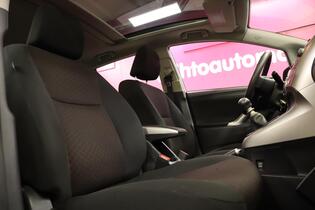 Toyota Verso vaihtoauto