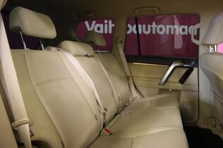 Toyota Land Cruiser vaihtoauto