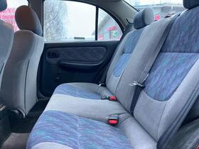 Nissan Almera vaihtoauto