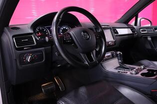 Volkswagen Touareg vaihtoauto