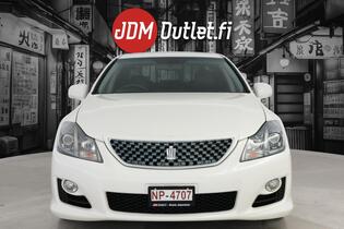 Toyota Crown vaihtoauto