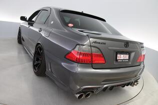 Toyota Crown vaihtoauto