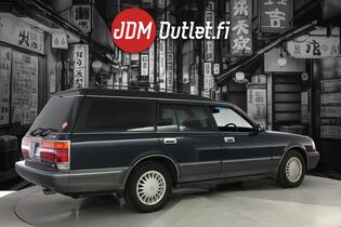 Toyota Crown vaihtoauto