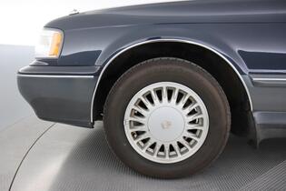 Toyota Crown vaihtoauto