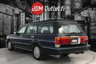 Toyota Crown vaihtoauto