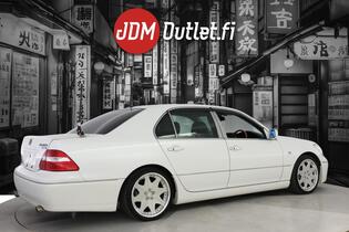 Toyota Celsior vaihtoauto