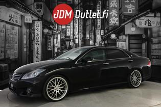 Toyota Crown vaihtoauto