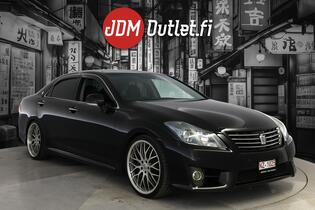 Toyota Crown vaihtoauto