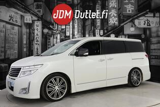 Nissan Elgrand vaihtoauto