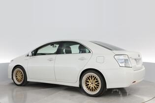 Toyota Sai vaihtoauto