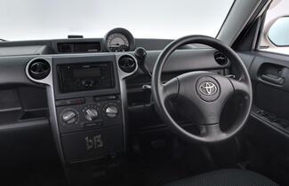 Toyota BB vaihtoauto